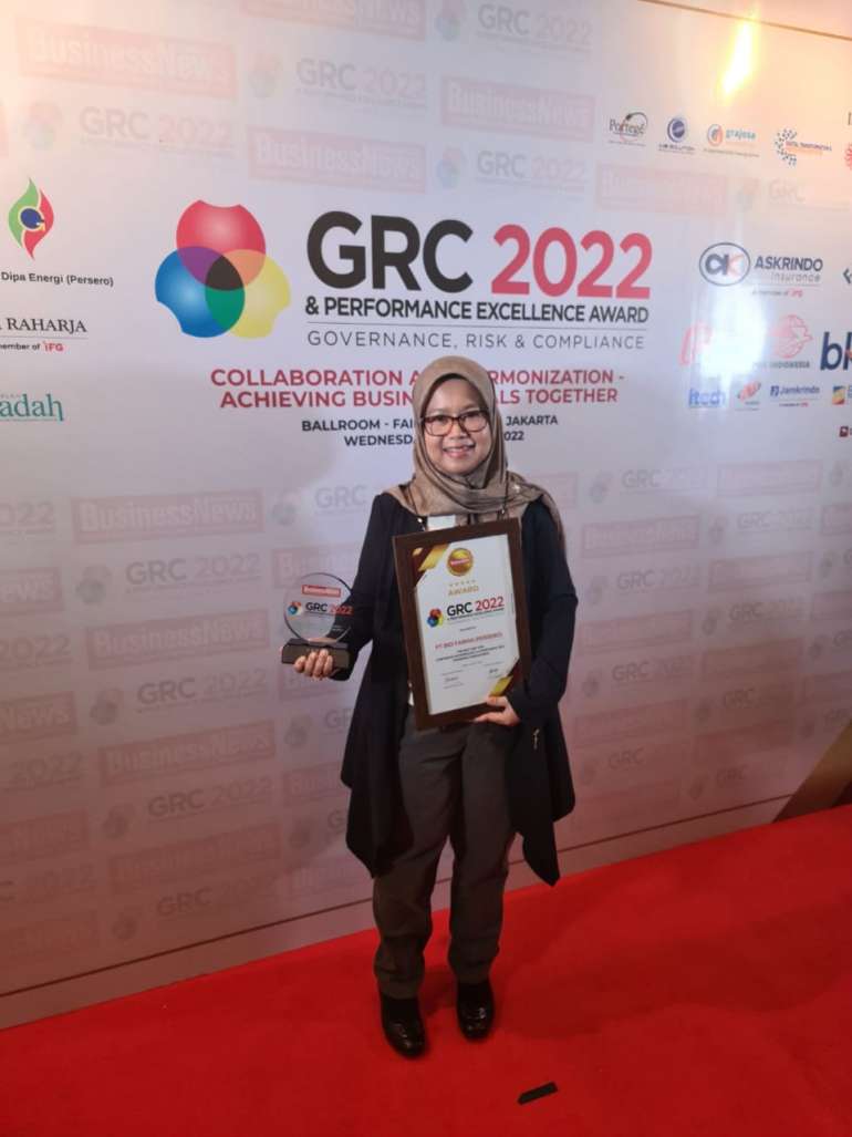 cover penghargaan GRC