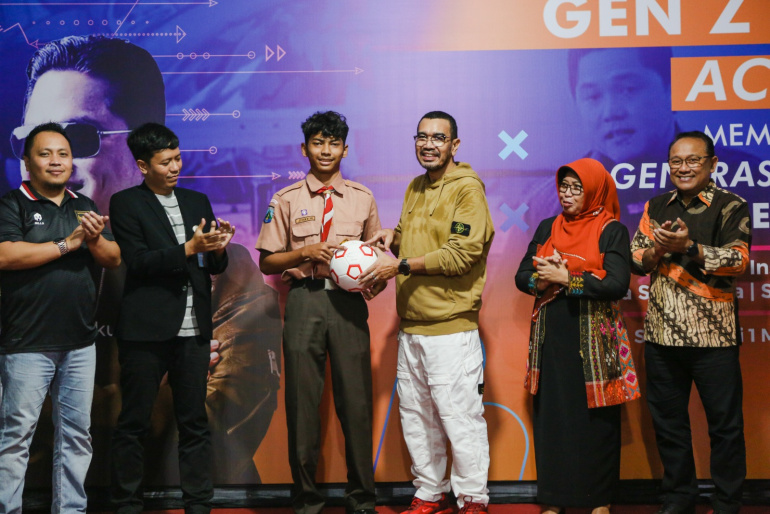 1 Rilis 006 - Erick Thohir Gandeng Biofarma Group untuk dorong Generasi Muda Kota Malang Pahami Literasi Digital