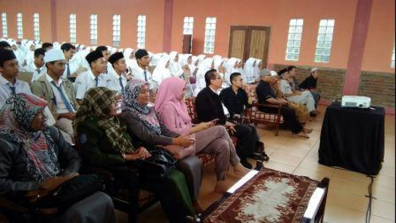 Biofarma Bentuk Edukator Muda Vaksin