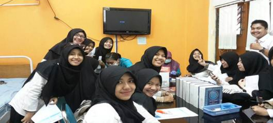 VAKSINASI MASAL HEPATITIS B DEWASA CALON KOAS FK UII BERSAMA KLINIK VAKSINASI RAISHA YOGYAKARTA