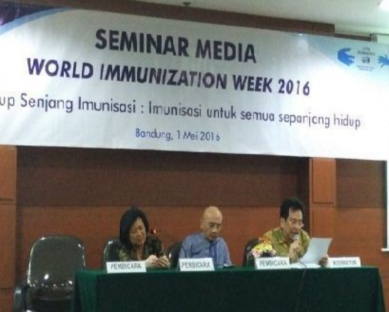 Eradikasi Penyakit Dengan Imunisasi