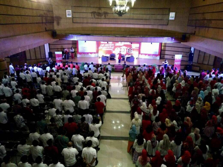 bincang pagi menyanyikan garuda pancasila